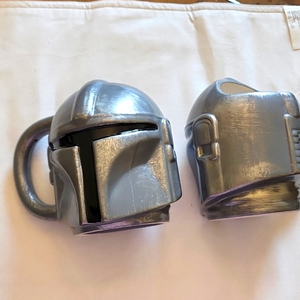Mandalorian mug set